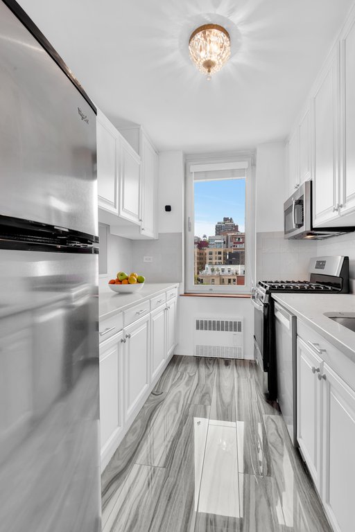 200 East 89th Street, Unit 9B photo 5
