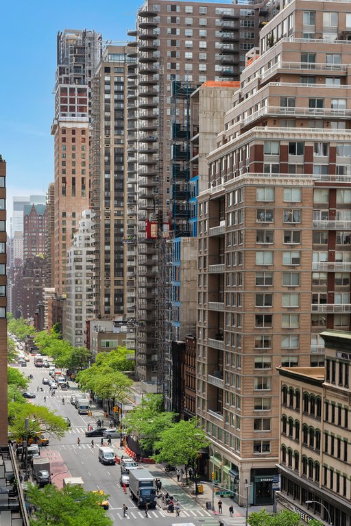 200 East 89th Street, Unit 9B photo 9