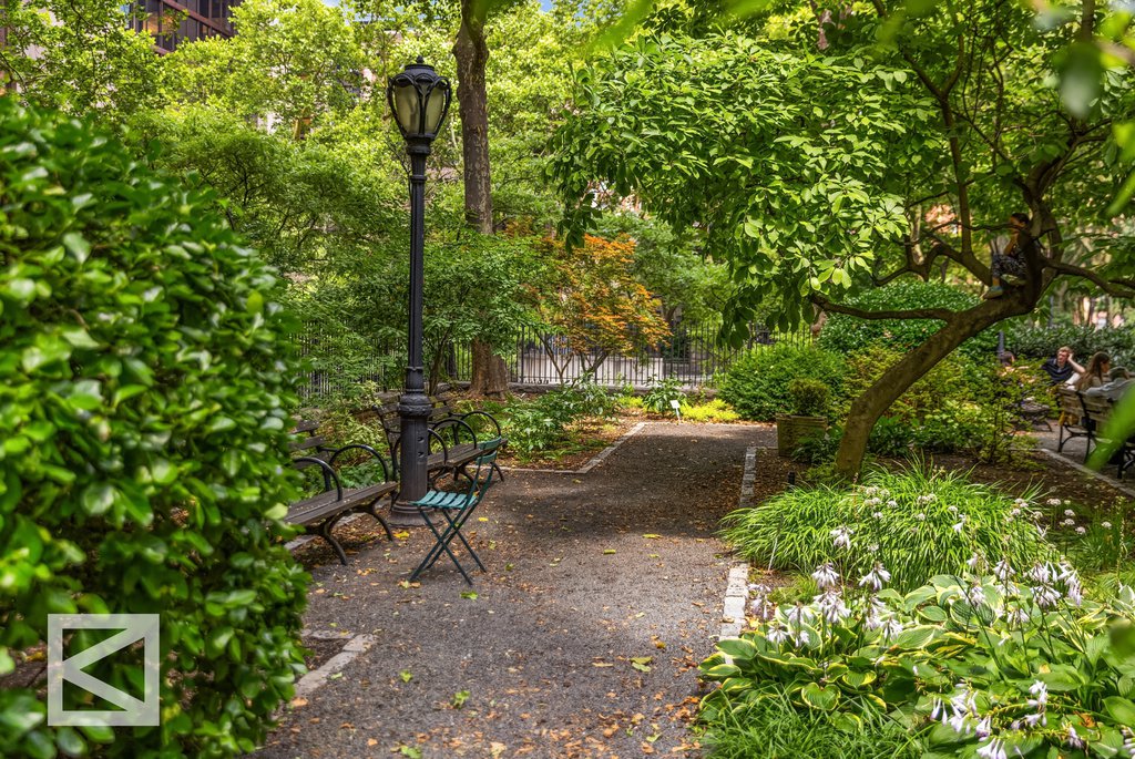 320 East 42nd Street, Unit 2403 photo 9