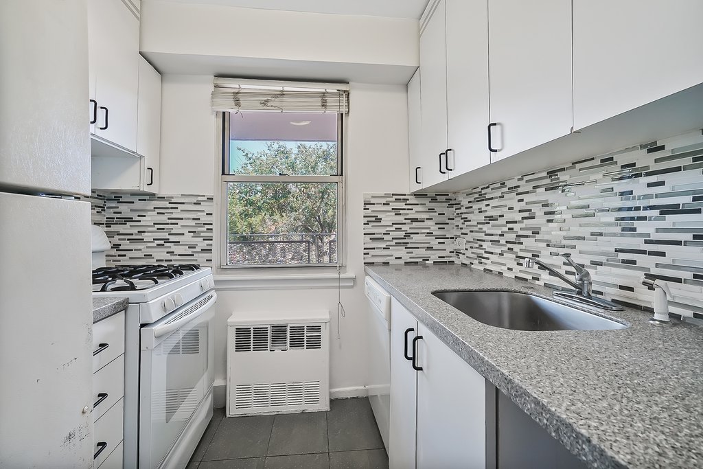 1608 Ocean Parkway, Unit 8B photo 10