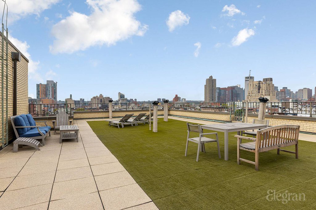 325 West 45th Street, Unit 519 photo 13