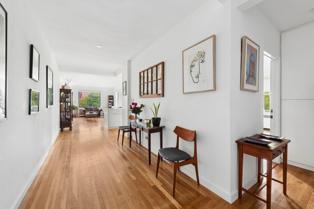 159-34 Riverside Drive West, Unit 6B photo 5