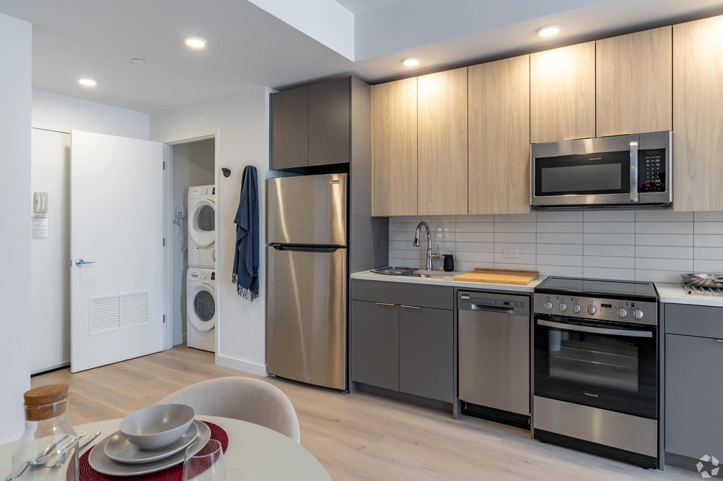 1440 Amsterdam Avenue, Unit 2714