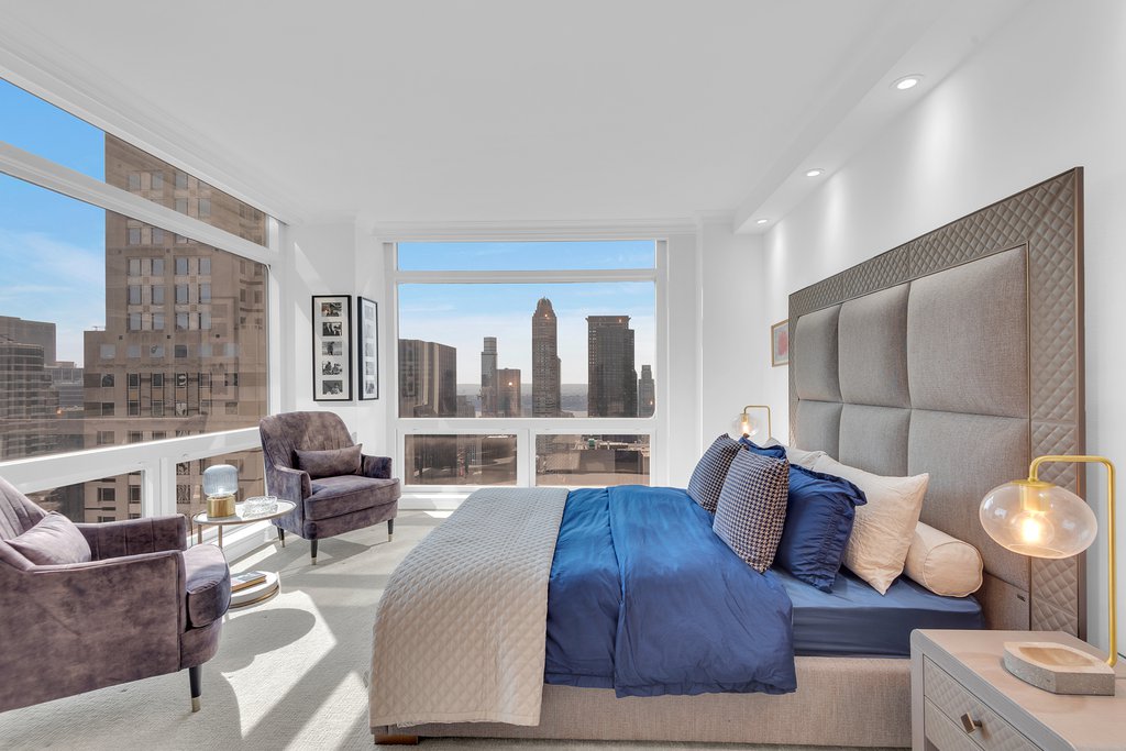 721 Fifth Avenue, Unit 57H photo 5