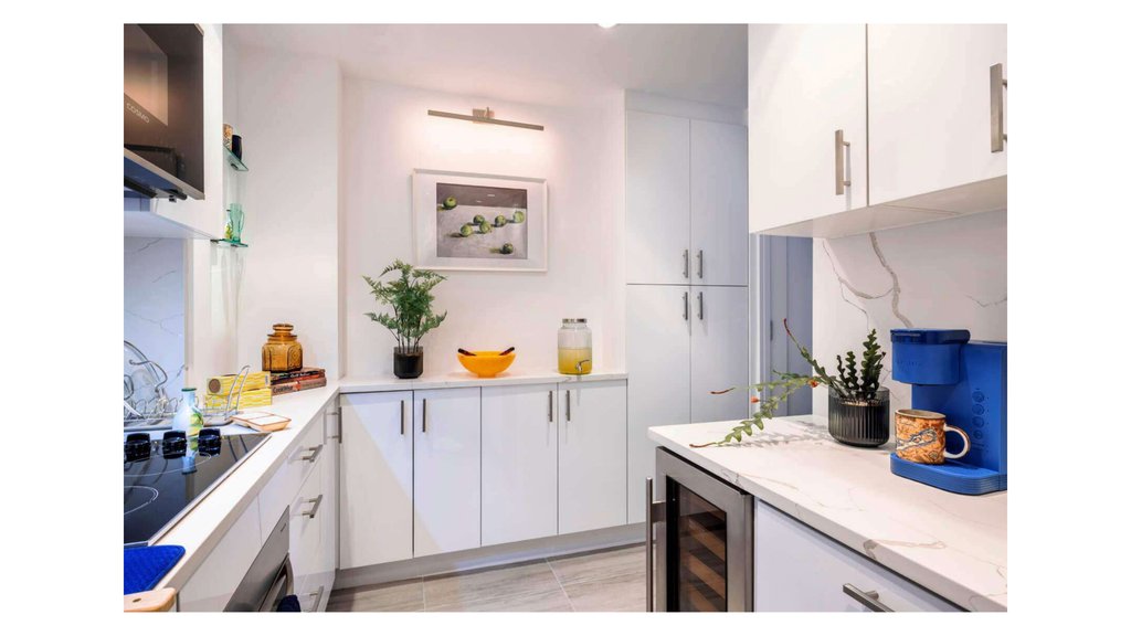 721 Fifth Avenue, Unit 57H photo 10
