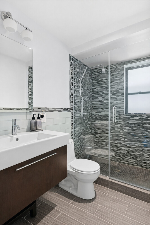 141 East 3rd Street, Unit 4B photo 5
