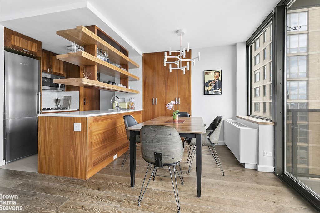161 West 61st Street, Unit 30E photo 3