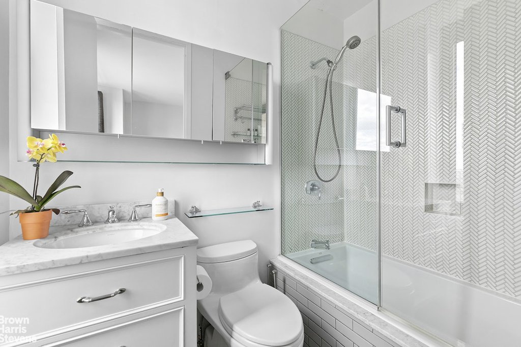 161 West 61st Street, Unit 30E photo 6
