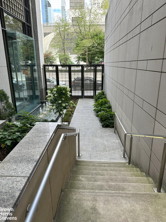 161 West 61st Street, Unit 30E photo 14
