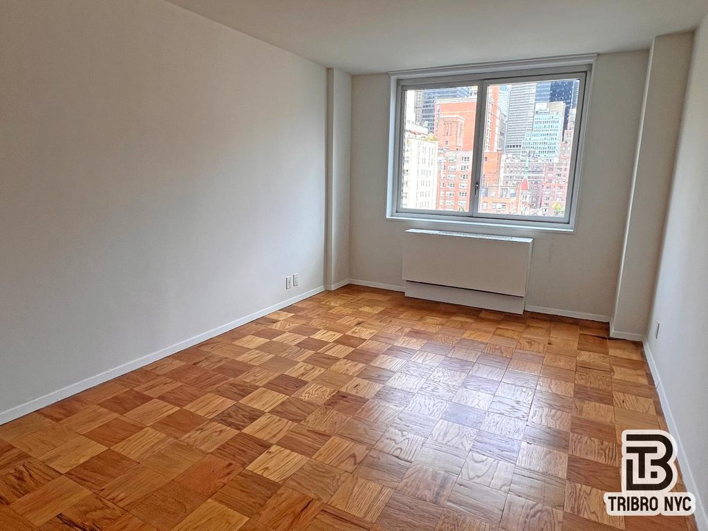 120 East 34th Street, Unit 40 photo 2
