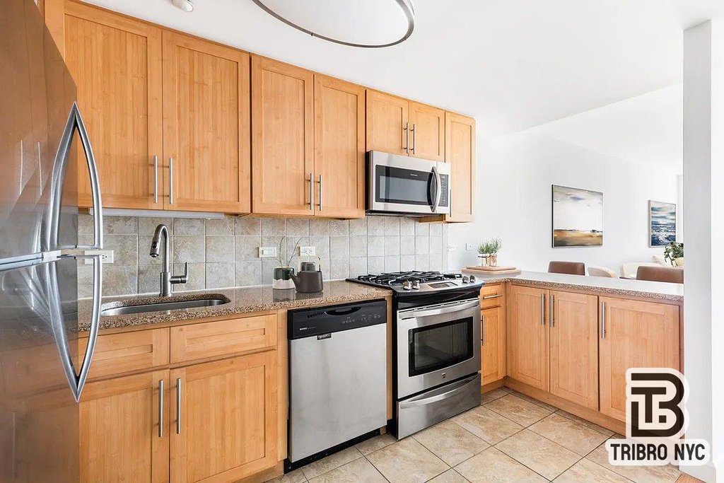 245 East 124th Street, Unit 10 photo 5