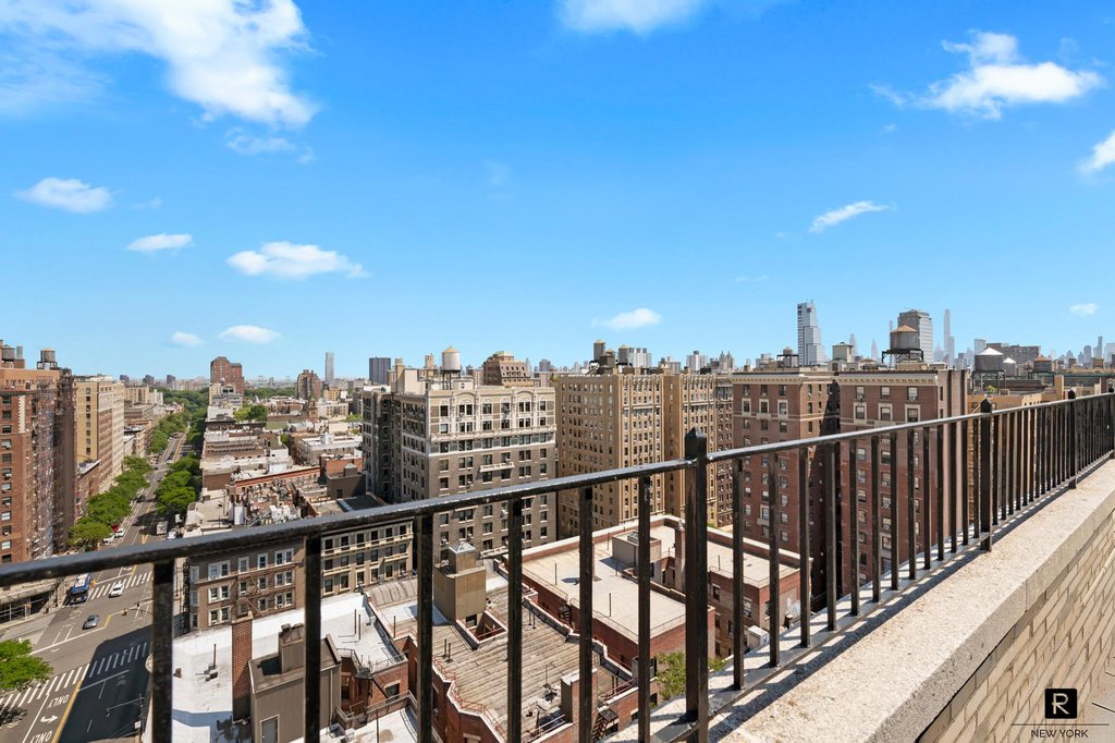 310 West 106th Street, Unit PH17A photo 6