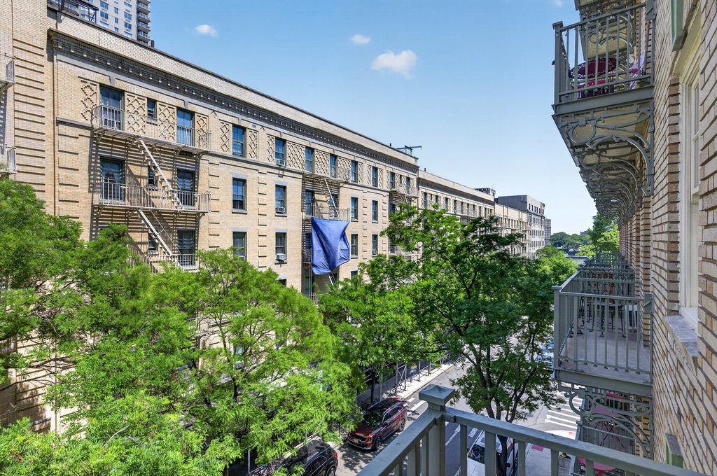 516 East 78th Street, Unit 4C photo 6
