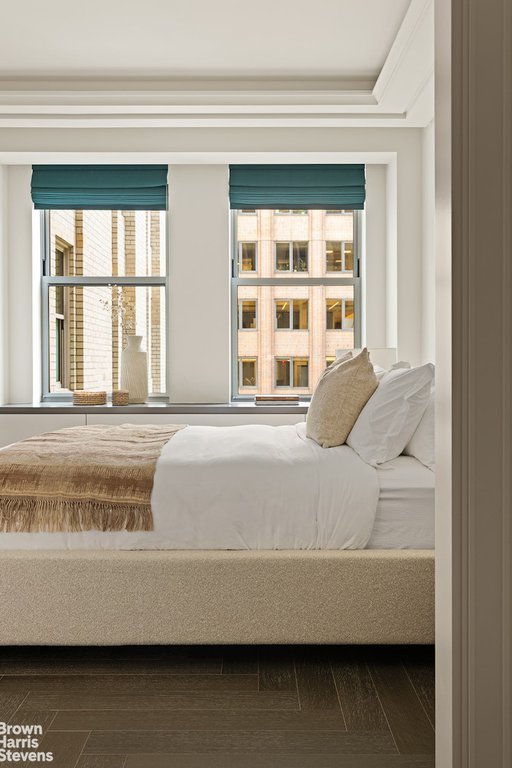303 Park Avenue, Unit 2225 photo 3