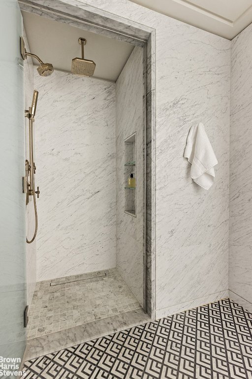 303 Park Avenue, Unit 2225 photo 7