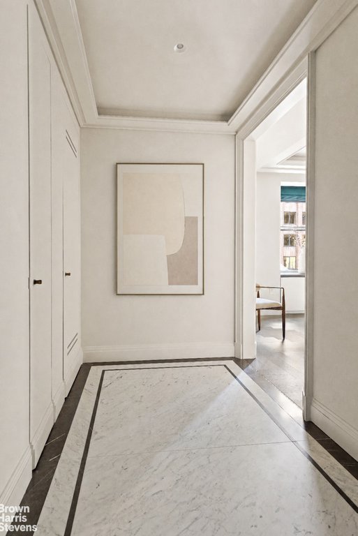 303 Park Avenue, Unit 2225 photo 9