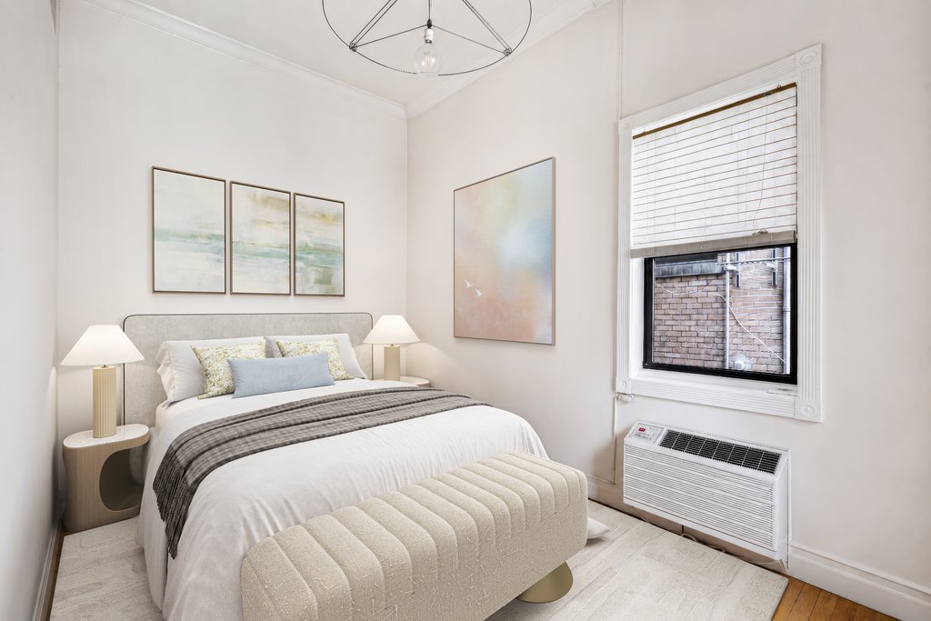 48 Gramercy Park North, Unit 4B photo 3