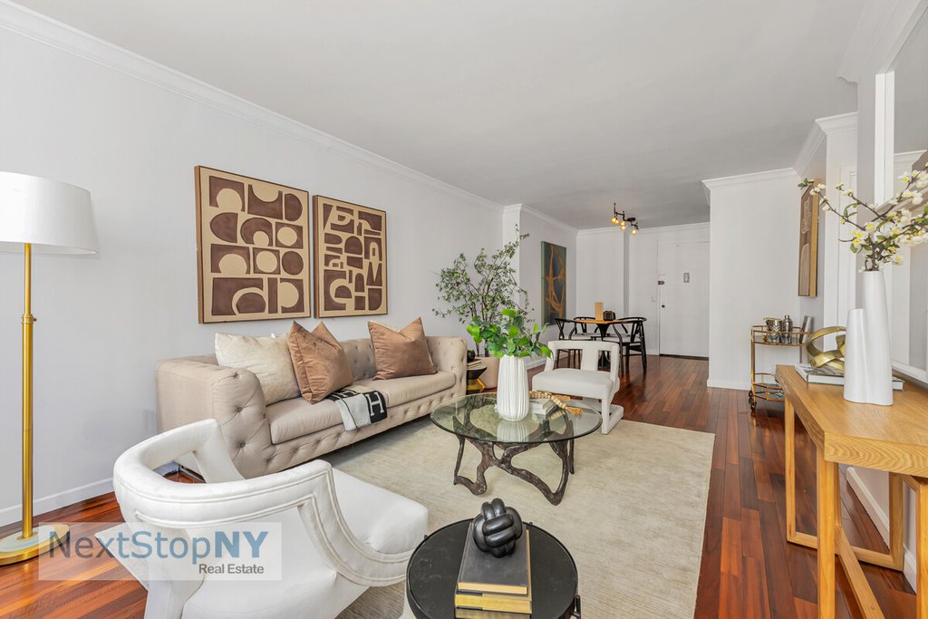 245 East 54th Street, Unit 20A photo 3