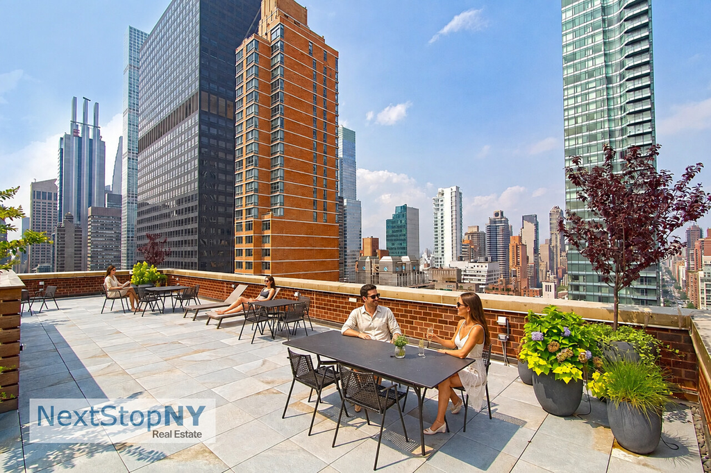 245 East 54th Street, Unit 20A photo 8