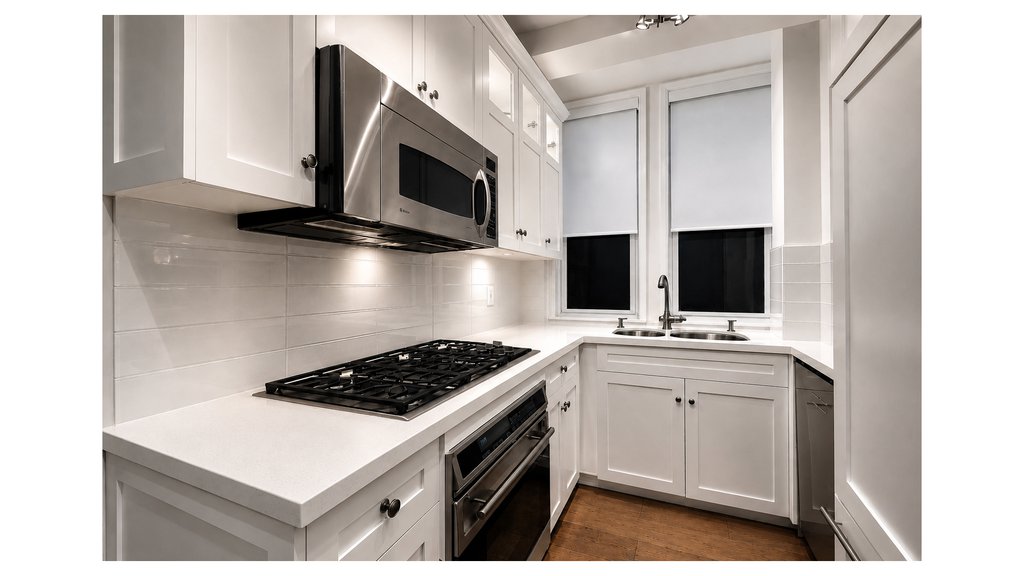 71 Park Avenue, Unit 3B photo 4