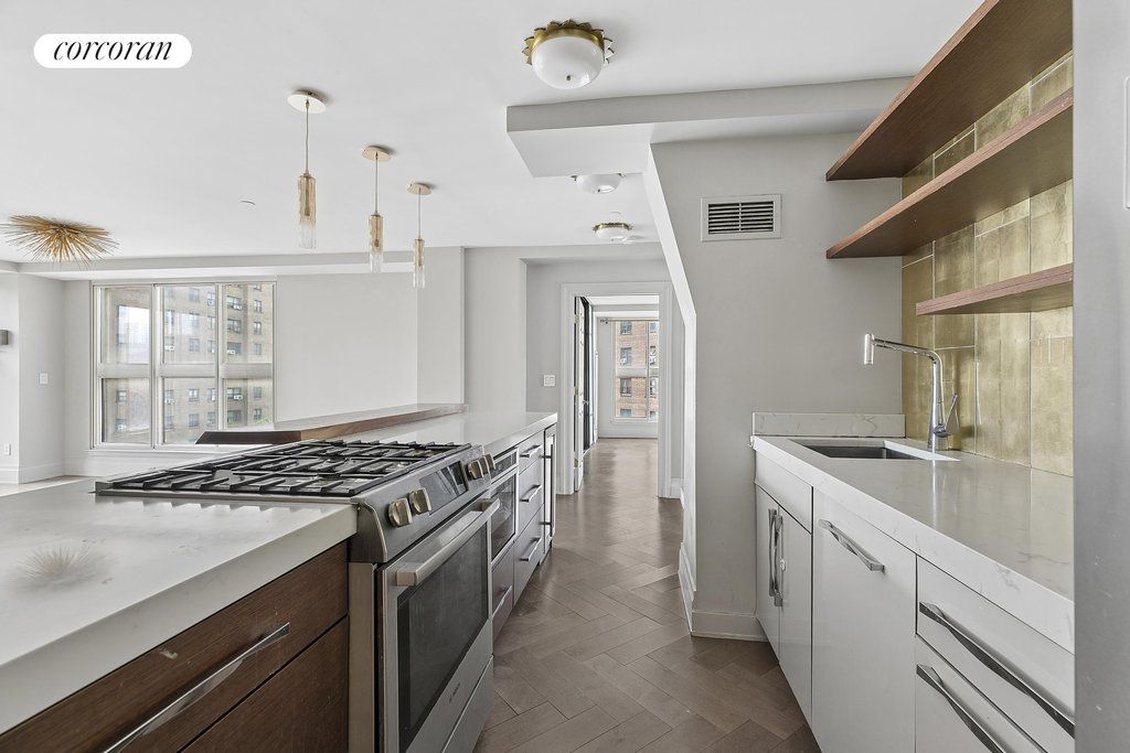 1400 Fifth Avenue, Unit 8E