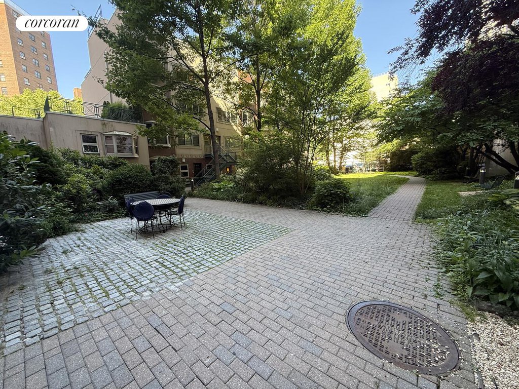 1400 Fifth Avenue, Unit 8E photo 8