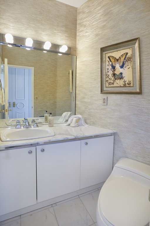 167 East 61st Street, Unit 37B photo 6