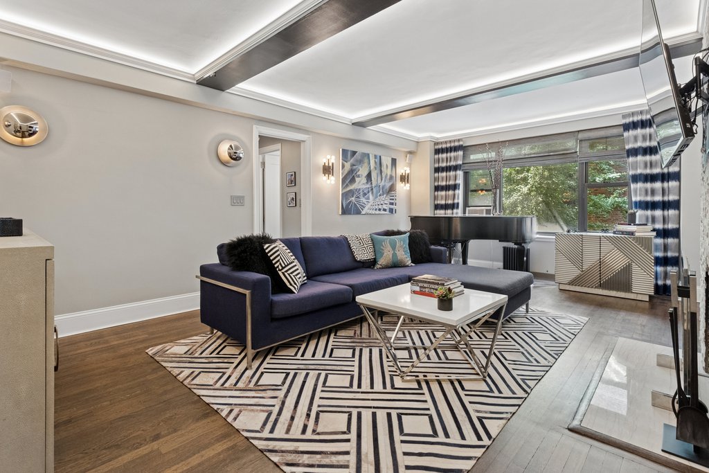 414 East 52nd Street, Unit 6F photo 3