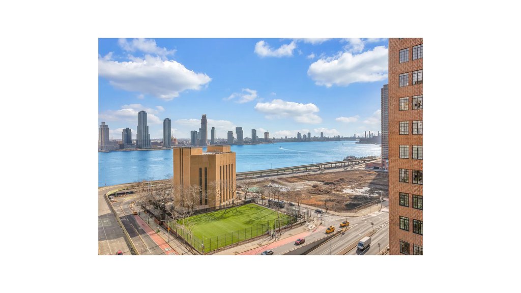 45 Tudor City Place, Unit 1019 photo 8