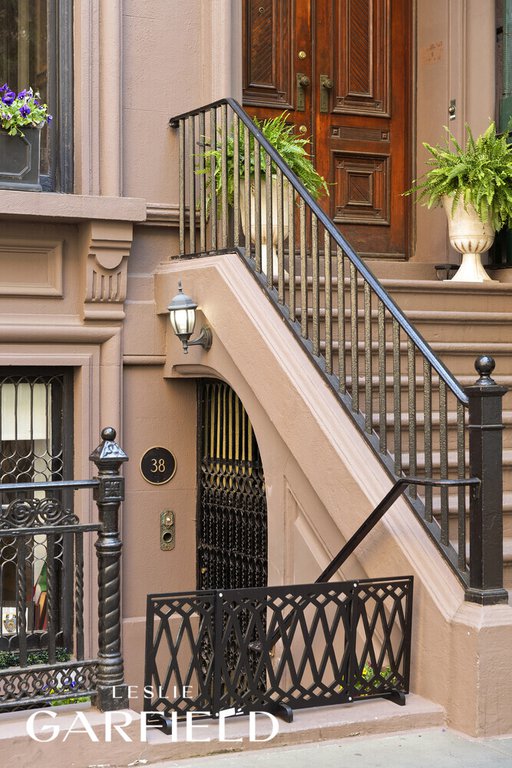 38 East 70th Street – For Sale photo 11