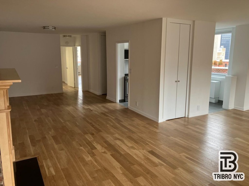 120 East 34th Street, Unit 19 photo 5