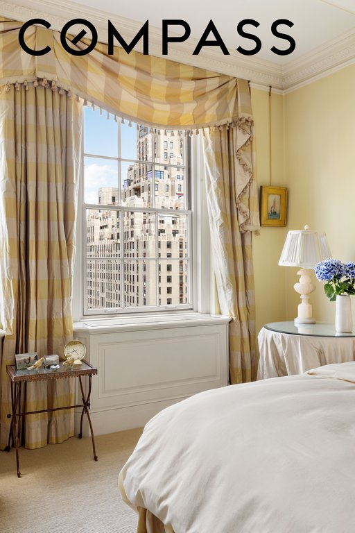14 East 75th Street, Unit 10C photo 4