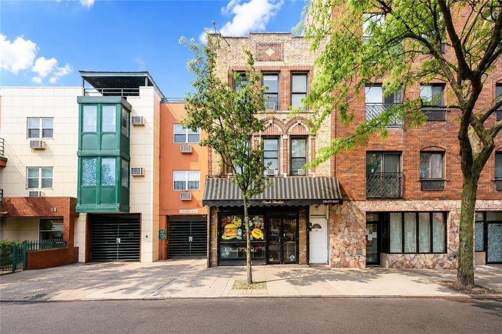 10 Bay Ridge Avenue