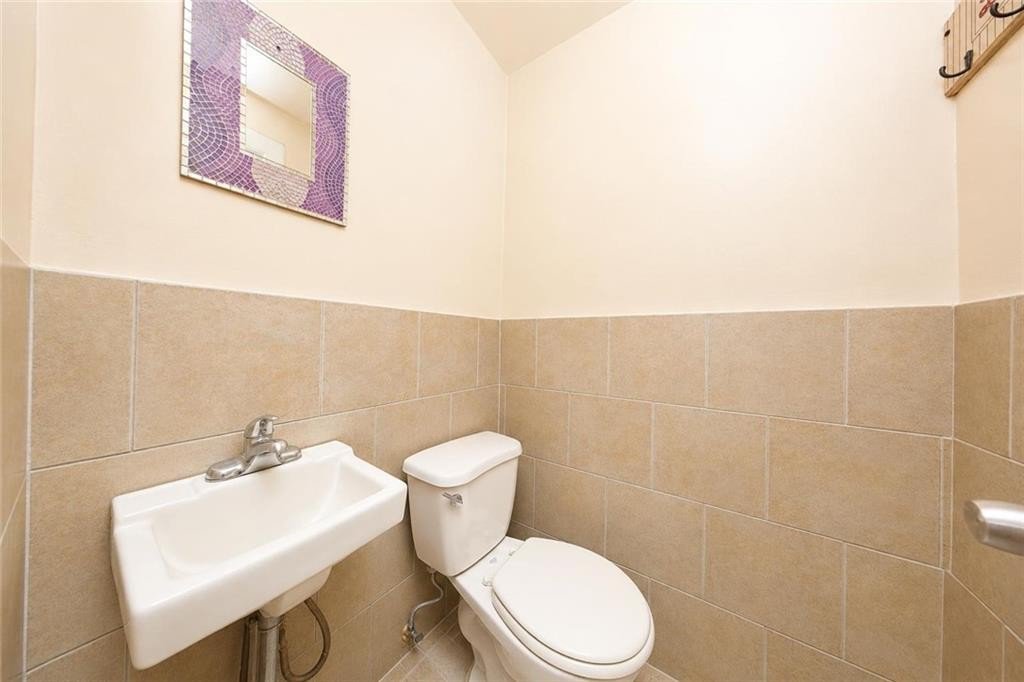10 Bay Ridge Avenue – For Sale photo 14
