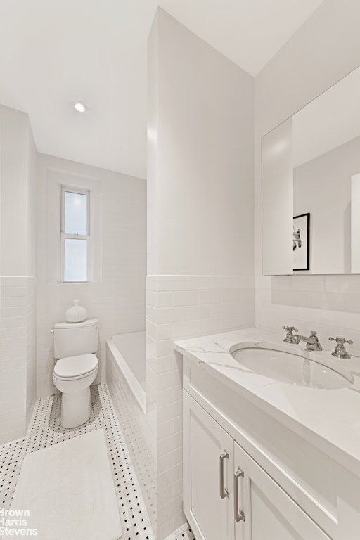 350 East 77th Street, Unit 1F photo 6