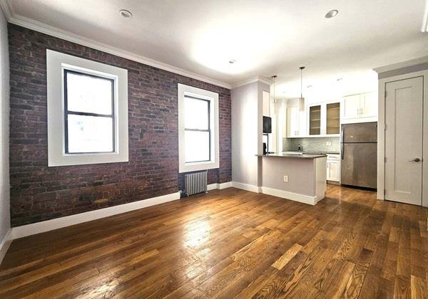 21-28 35th Street, Unit 2G