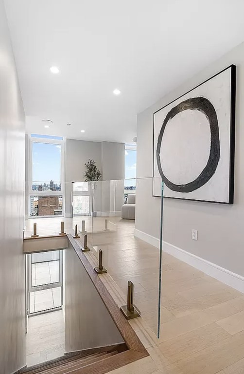 1399 Park Avenue, Unit 21B photo 4