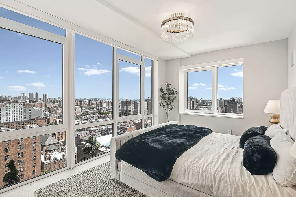 1399 Park Avenue, Unit 21B photo 5