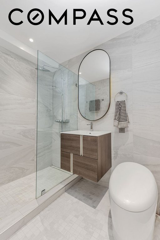 235 Adams Street, Unit 11DE photo 8