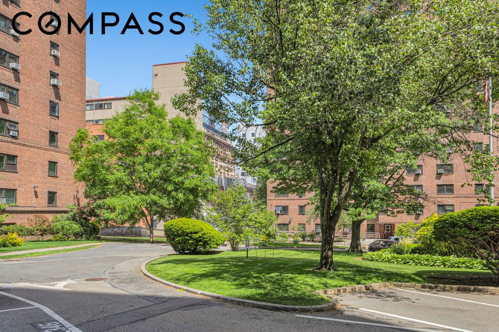 235 Adams Street, Unit 11DE photo 15