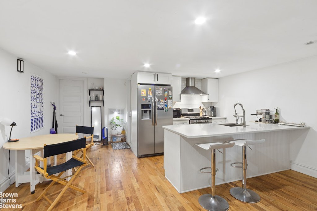 1280  Putnam Avenue – For Sale photo 12