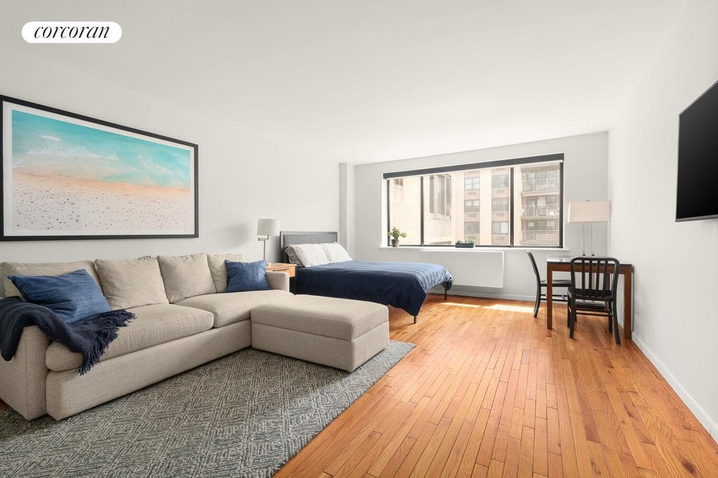 211 West 71st Street, Unit 7D
