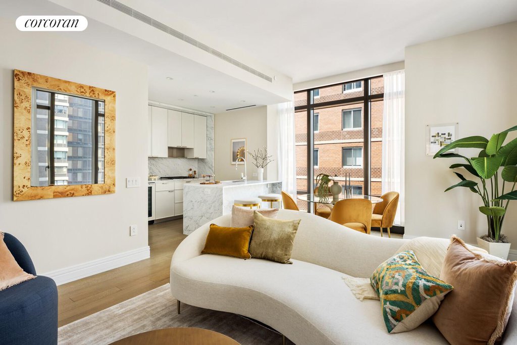 430 East 58th Street, Unit 27B photo 2