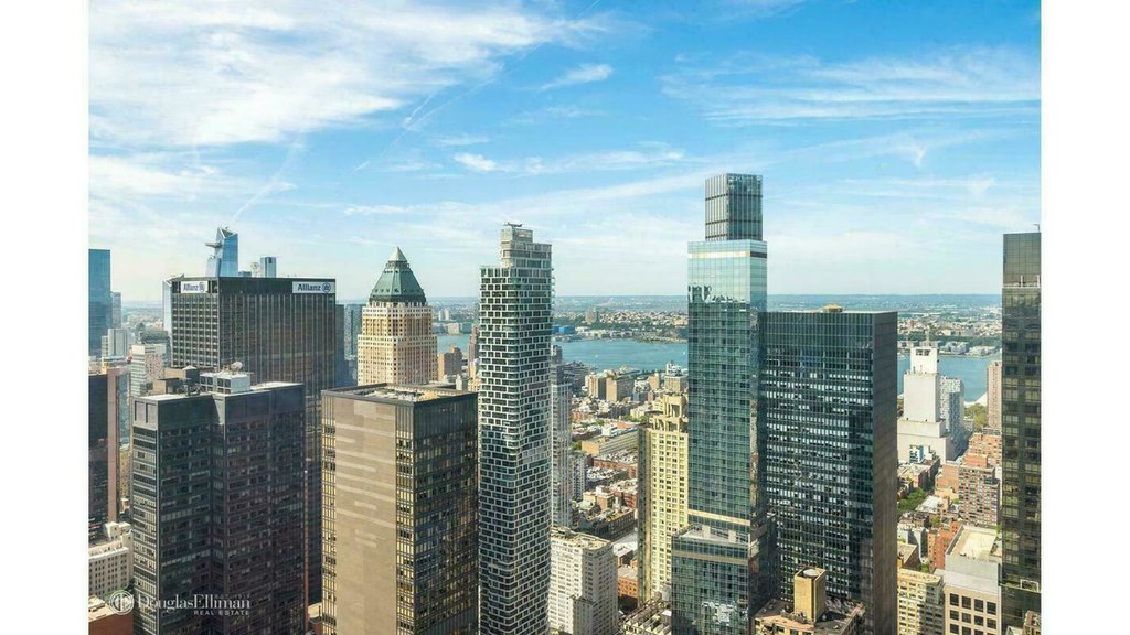 150 West 56th Street, Unit 4410 photo 6