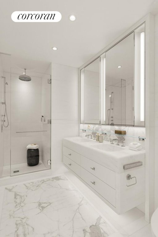 430 East 58th Street, Unit 17B photo 4