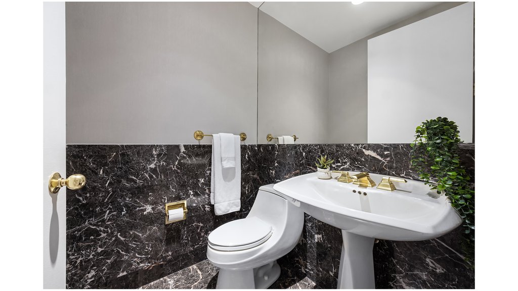 1 Central Park West, Unit 23C photo 10