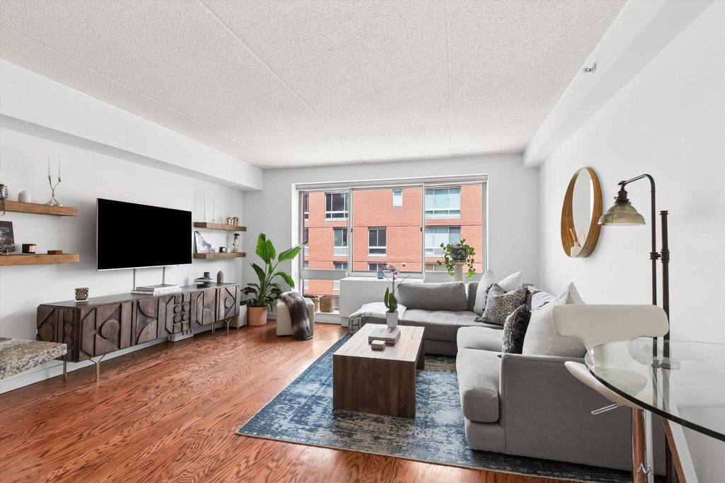 555 West 23rd Street, Unit S12R