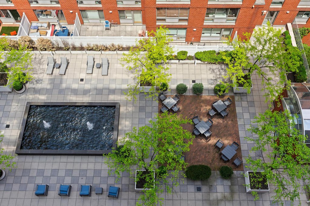 555 West 23rd Street, Unit S12R photo 5