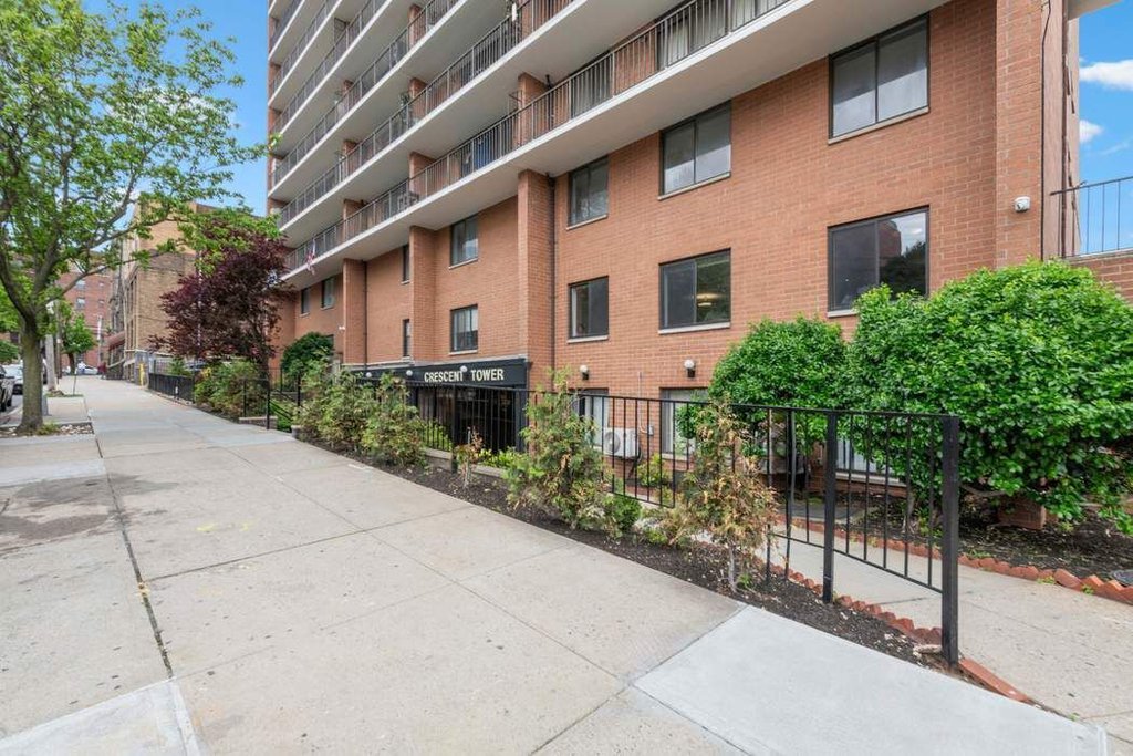 23-22 30th Road, Unit 10H photo 14