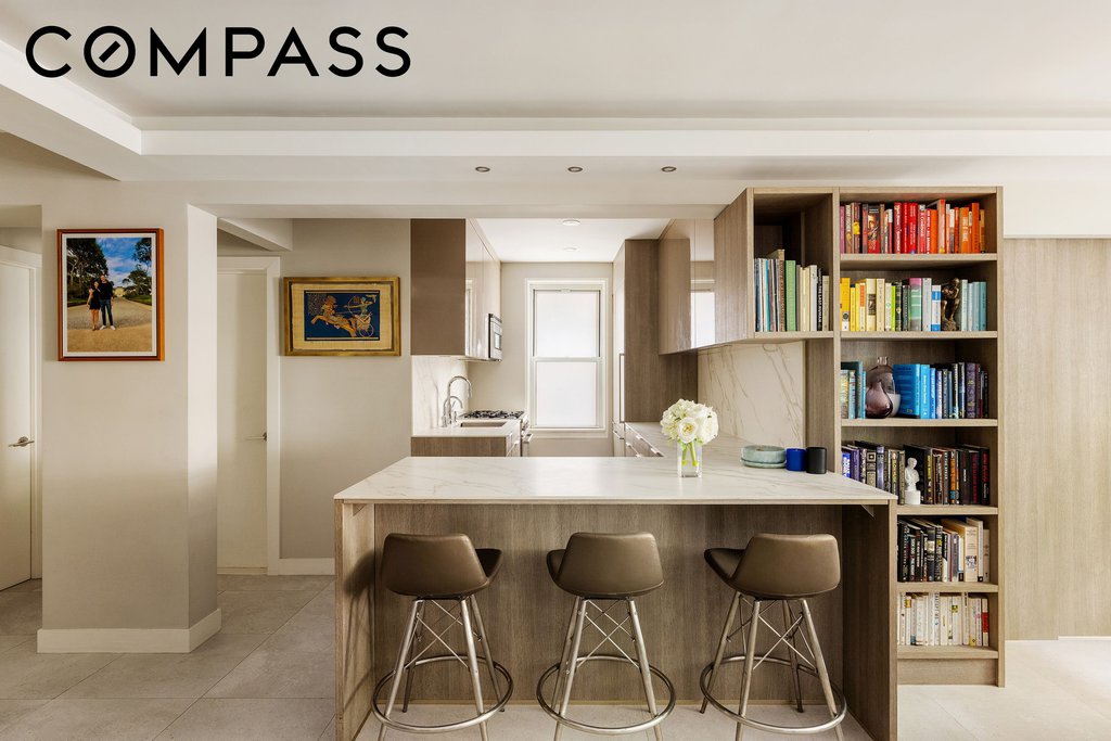 30 East 9th Street, Unit 1B photo 3